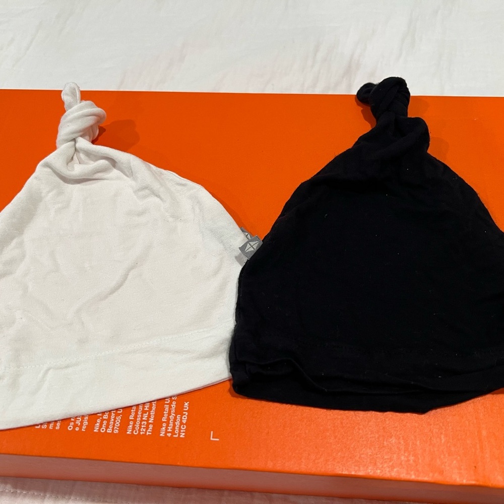 Set of Two Knotted Beanies in Black and White